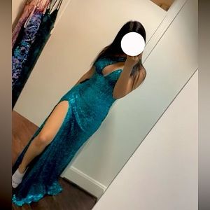 Bright, turquoise, sequin dress,